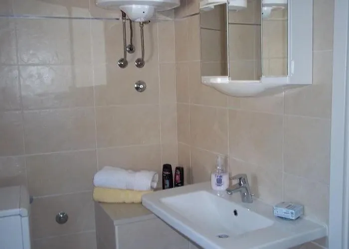 Sunshine - Two Bedroom With Sea View דירה דוברובניק