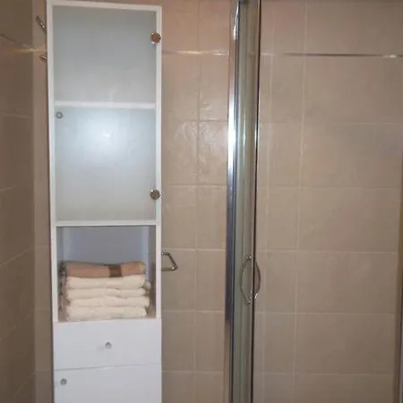 Sunshine - Two Bedroom With Sea View アパート *